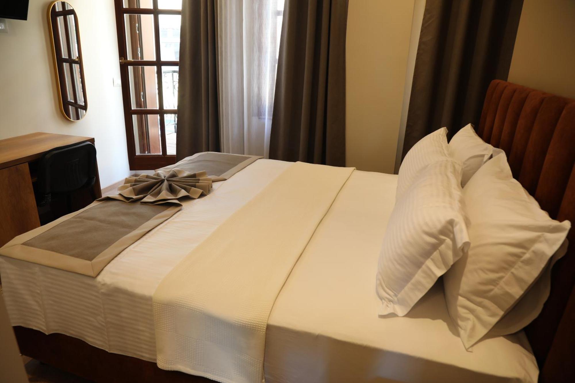 Villa Castriota กรูเยอ ภายนอก รูปภาพ