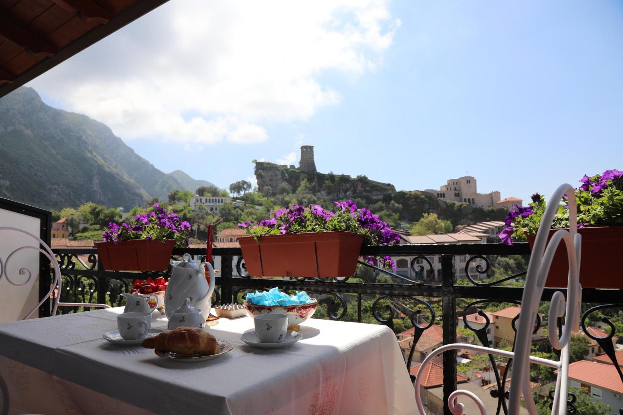 Villa Castriota กรูเยอ ภายนอก รูปภาพ